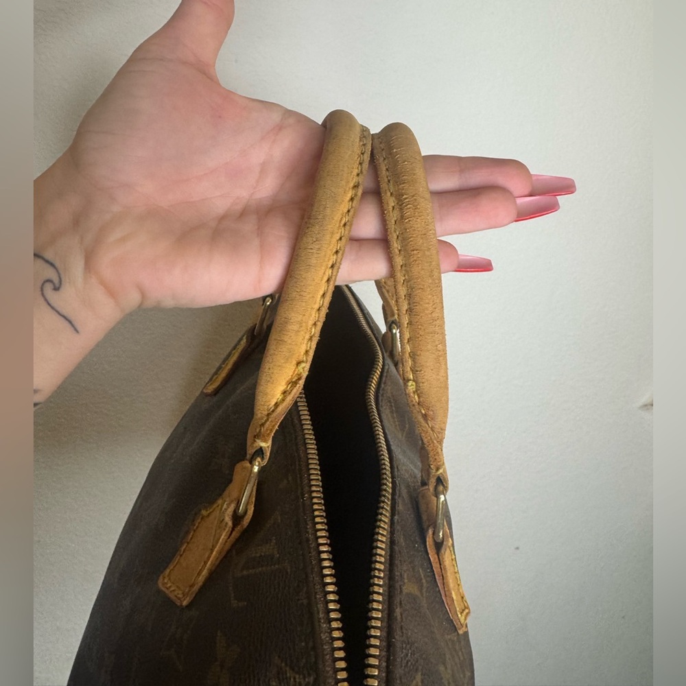 LOUIS VUITTON ALMA PM MONOGRAM TOTE - Picture 7 of 8